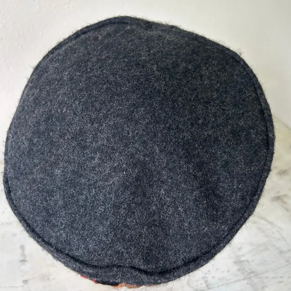 Vintage Woolrich Wool Cloche Hat Embroidered Boho Winter 90sY2K Artsy Black